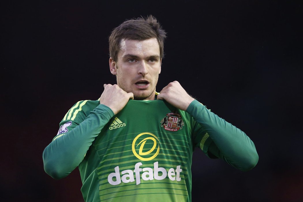 Adam Johnson za Sunderland dosud nastupoval pravidelně v základní sestavě. Další start už nepřidá