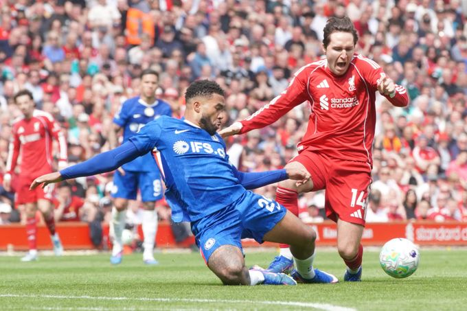 SESTŘIH: Liverpool - Chelsea 1:1. Wolves bez Krejčího padli, City porazli Brentford SESTŘIH: Liverpool - Chelsea 1:1. Wolves bez Krejčího padli, City porazli Brentford