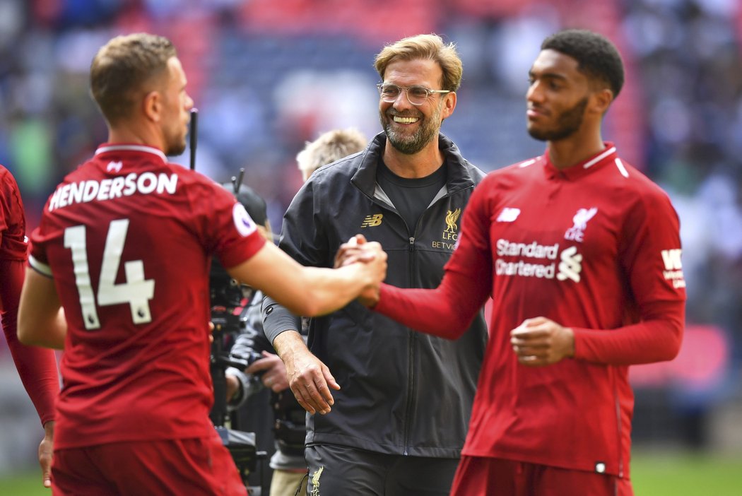 Jürgen Klopp se po utkání mohl usmívat, jeho Liverpool je v nové sezoně Premier League stále stoprocentní