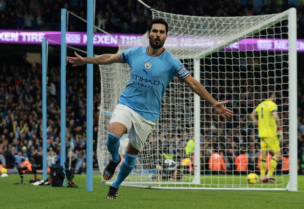 Ilkay Gündogan zařídil druhou trefu Manchesteru City v utkání proti Aston Ville Ilkay Gündogan zařídil druhou trefu Manchesteru City v utkání proti Aston Ville