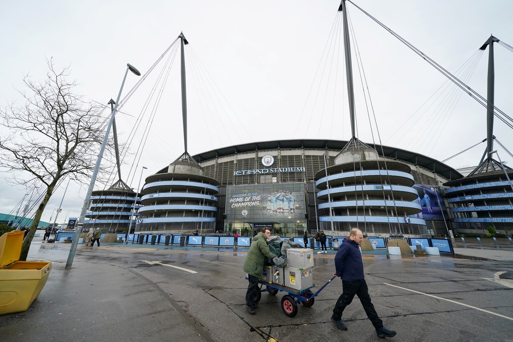 Zápas Manchesteru City s West Hamem byl kvůli bouři zrušen