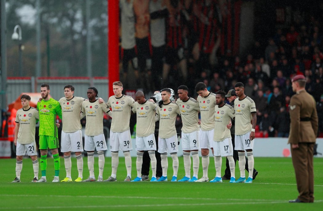 Fotbalisté Manchesteru United dál v lize tápou. Tentokrát prohráli v Bournemouthu 0:1