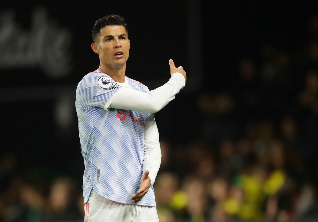 Cristiano Ronaldo se ostře ohradil vůči výroku šéfeditora francouzského magazínu France Football Pascala Ferrého. Jeho tvrzení nazval lží.