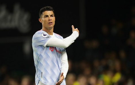 Cristiano Ronaldo se ostře ohradil vůči výroku šéfeditora francouzského magazínu France Football Pascala Ferrého. Jeho tvrzení nazval lží.