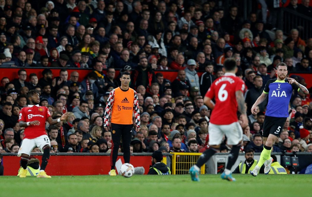 Cristiano Ronaldo zůstal proti Tottenhamu jen na lavičce