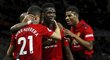 Hráči Manchesteru United slaví jeden z gólů v utkání s Bournemouthem