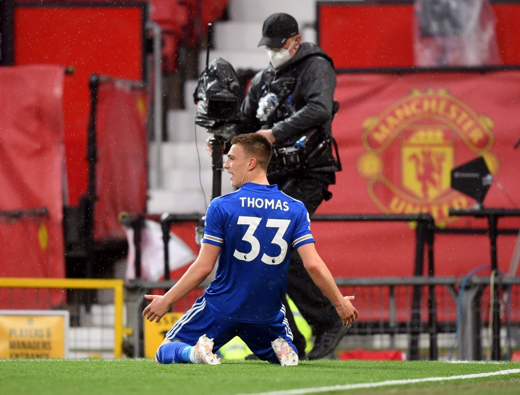 Luke Thomas poslal Leicester do vedení v 10. minutě