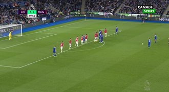 SESTŘIH: United dál stoupají. Sancho uštědřil Leicesteru čtvrtou prohru
