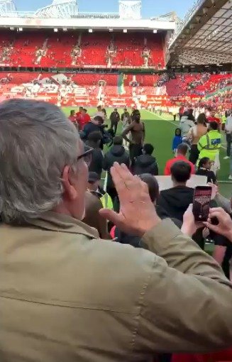 Paul Pogba po posledním zápase s Cardiffem slyšel od fanoušků nadávky