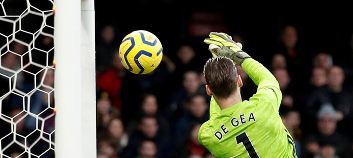 Po chybě Davida de Gey se v zápase proti Manchesteru United dostal Watford do vedení. Nakonec vyhrál 2:0