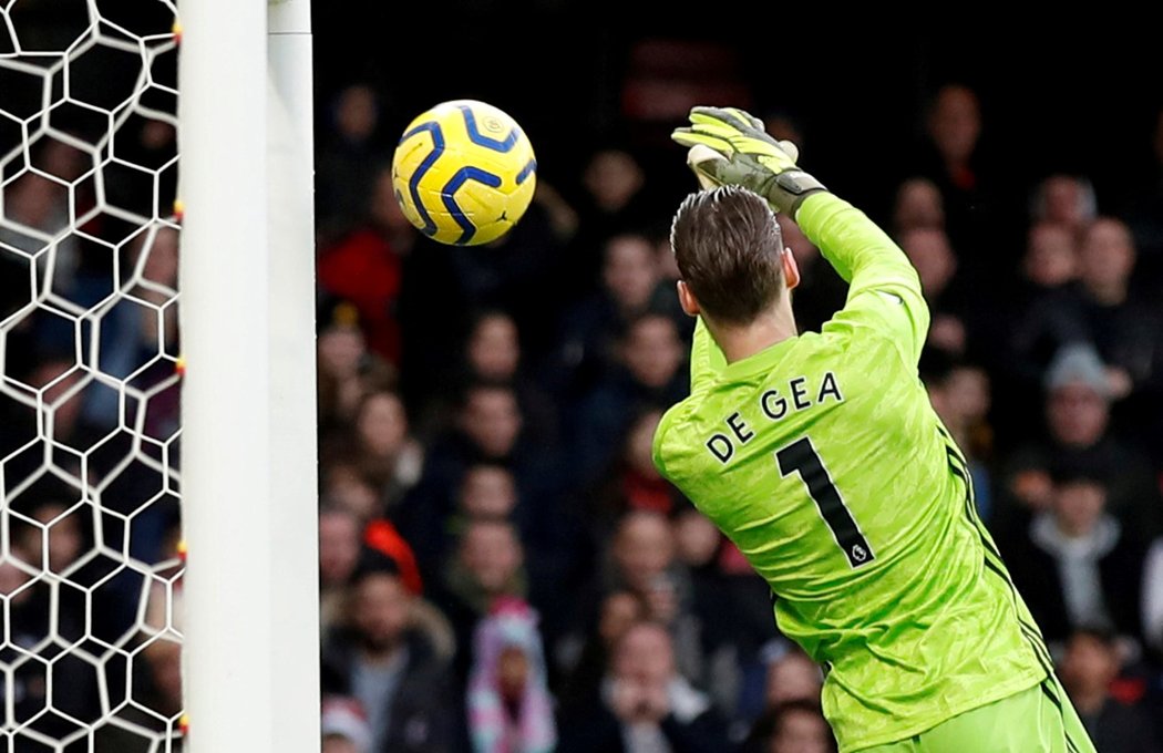 Po chybě Davida de Gey se v zápase proti Manchesteru United dostal Watford do vedení. Nakonec vyhrál 2:0