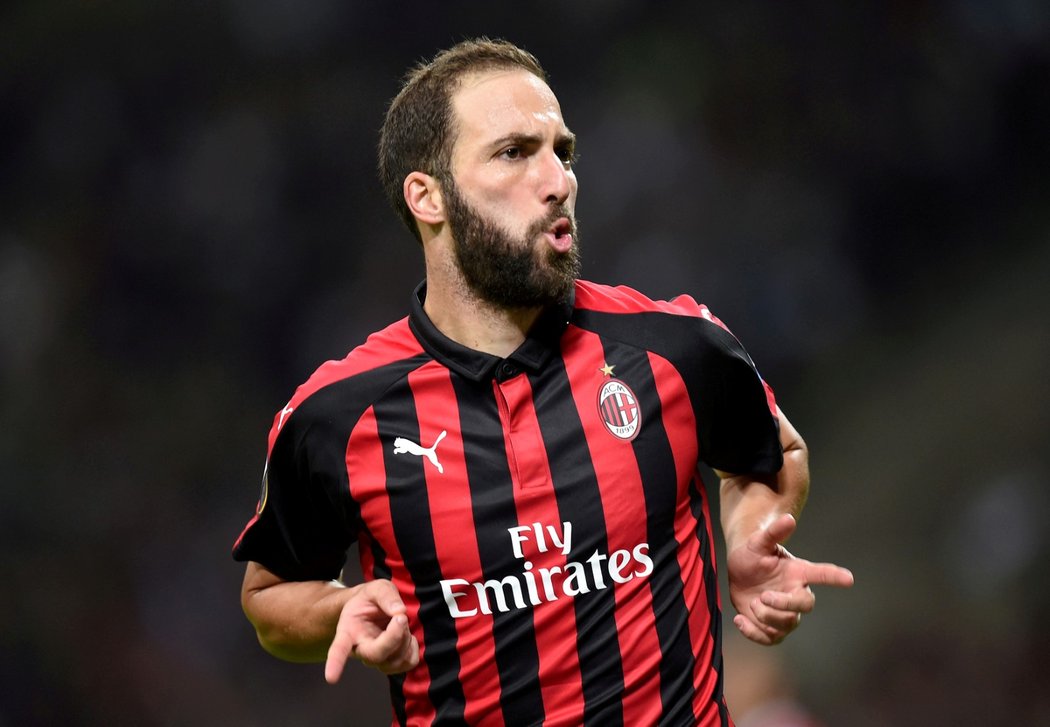 Gonzalo Higuain míří na další hostování