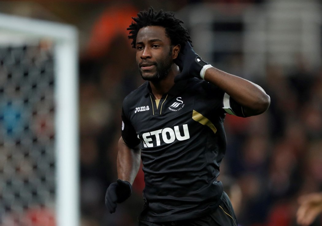 Wilfried Bony slaví svou branku proti Stoke