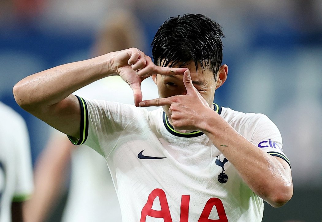 Son Heung-min v dresu Tottenhamu