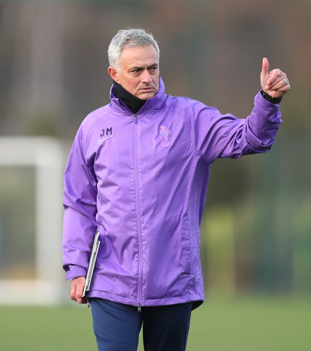 José Mourinho nebude mít peníze na přestupy v lednu, už ale spřádá plány na letní přestupní období