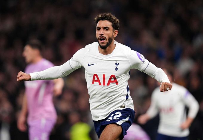 Kinský slaví první výhru v sezoně. Tottenham porazil Coventry a už není poslední Kinský slaví první výhru v sezoně. Tottenham porazil Coventry a už není poslední