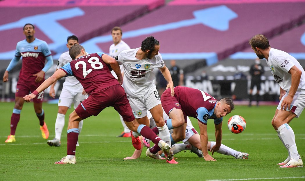 Burnley dokázalo vyhrát na hřišti West Hamu