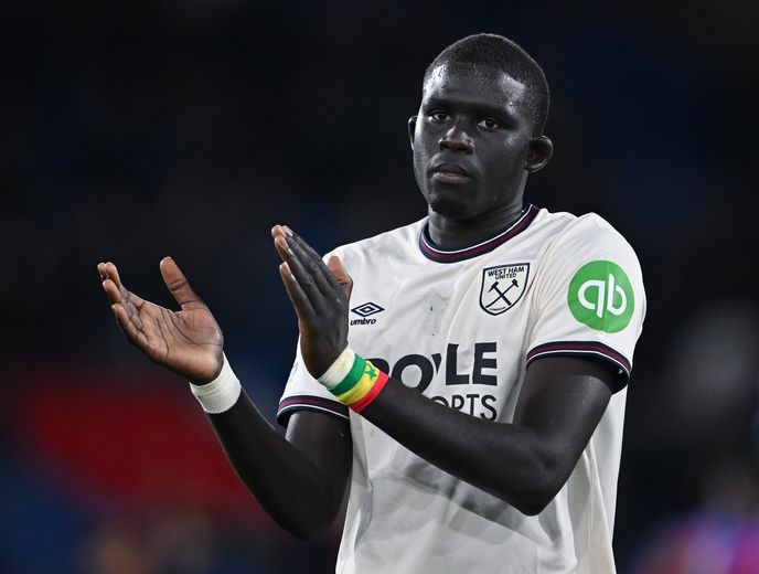 El Hadji Malick Diouf děkuje fanouškům za podporu El Hadji Malick Diouf děkuje fanouškům za podporu