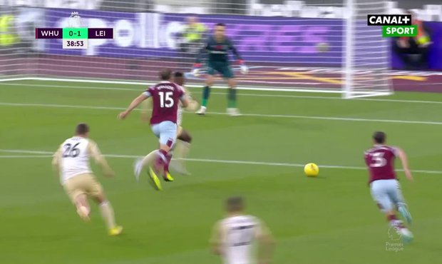 SESTŘIH: West Ham - Leicester 0:2. Součkův neuznaný gól prohloubil krizi