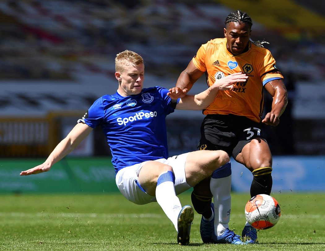 Fotbalisté Wolverhamptonu zvítězili nad Evertonem a vrátili se na šesté místo Premier League