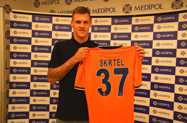 Martin Škrtel prožil divoké léto a nakonec se vrátil do Turecka Martin Škrtel prožil divoké léto a nakonec se vrátil do Turecka