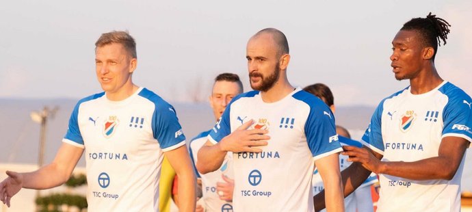 Fotbalisté Baníku během přípravného zápasu s Koronou na soustředění v Turecku