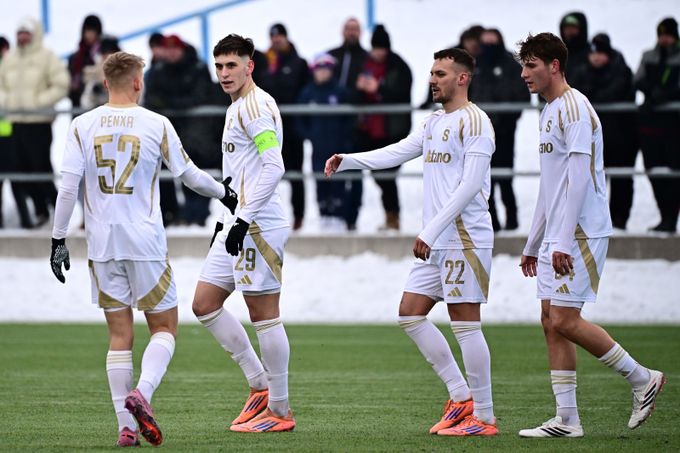 ONLINE: Sparta - Ústí 2:0. Vojta v prvním zápase vstřelil gól! Rrahmani nedal penaltu ONLINE: Sparta - Ústí 2:0. Vojta v prvním zápase vstřelil gól! Rrahmani nedal penaltu