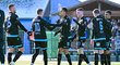 Fotbalisté Plzně se radují z gólu v přípravě proti Dukle
