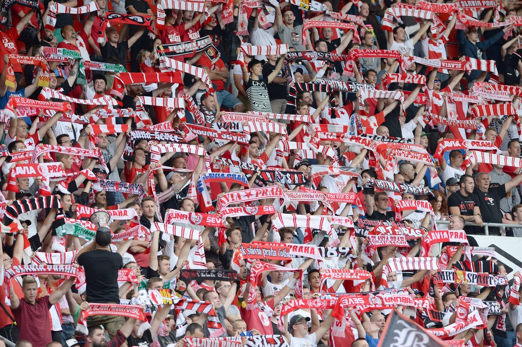 Fanoušci Slavie se před soustředěním v zahraničí dočkali zvučného soupeře