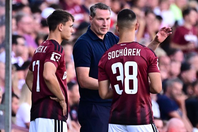 ONLINE: Sparta - Teplice 3:1. Letenští vedou, Jurásek poprvé na hřišti ONLINE: Sparta - Teplice 3:1. Letenští vedou, Jurásek poprvé na hřišti