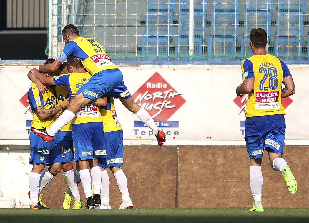 Teplice doma zdolaly Jihlavu 3:1, dvěma góly zařídil výhru Jan Rezek