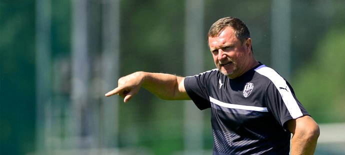 Pavel Vrba se vrací na místo činu, dotáhne Viktorii do Ligy mistrů?