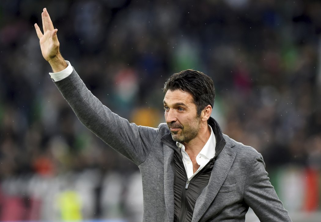 Gianluigi Buffon po roce opustil PSG