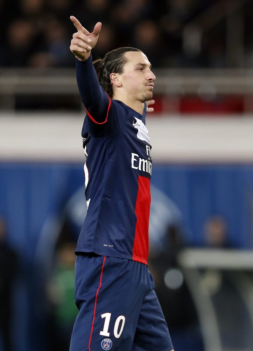 Útočník PSG Zlatan Ibrahimovic řídil debakl Sochaux 5:0