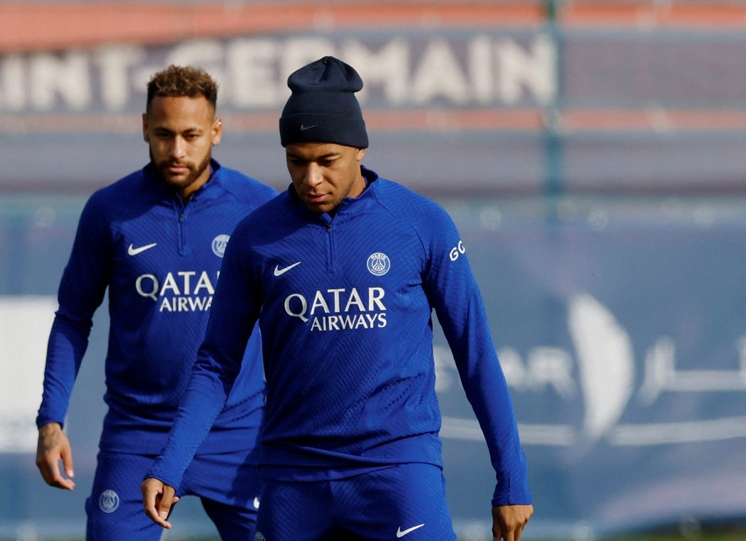 Neymar a Kylian Mbappé na tréninku