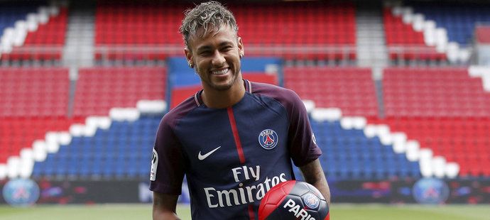 Neymar se předvedl v Parku princů jako hráč PSG