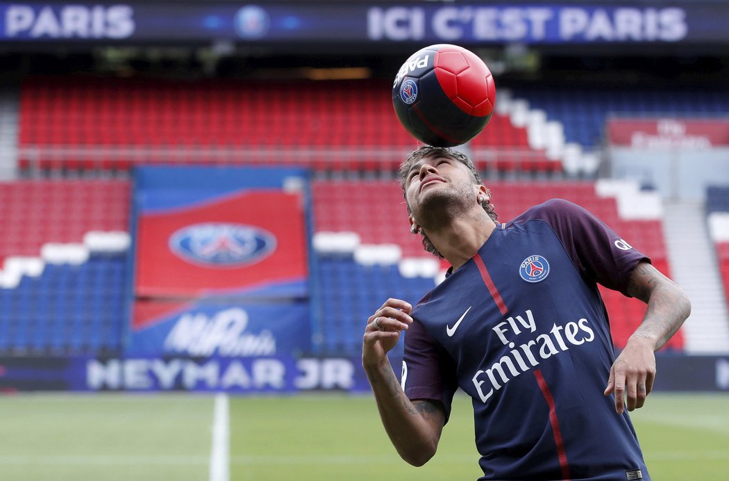 Neymar se předvedl v Parku princů jako hráč PSG