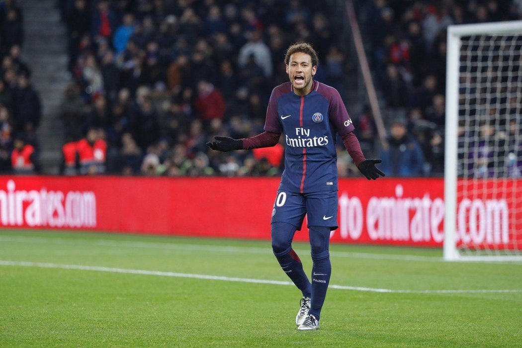 Neymar je bez pochyb nejlepším hráčem PSG, ale zároveň i nejvíce protežovaný