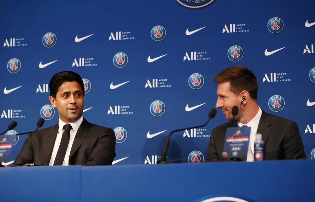 Prezident PSG Nasser Al-Khelaifi a nová posila klubu, argentinská superstar Lionel Messi