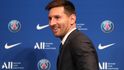 Argentinský útočník Lionel Messi na tiskové konferenci, kde byl představený jako nová posila PSG
