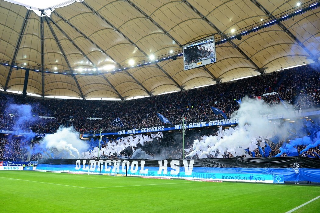 Legální &#34;pyro&#34; na stadionu v Hamburku