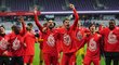 Fotbalisté Salcburku se radují ze zisku šestého rakouského titulu