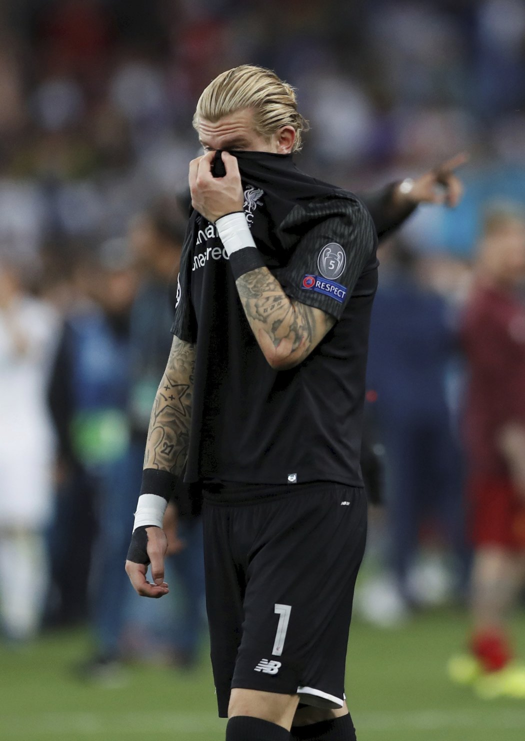 Smutný brankář Liverpoolu Loris Karius