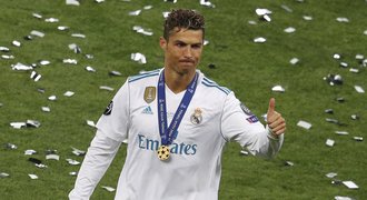 Proč utíká Ronaldo z Realu? Prý žárlí na Messiho, Ramos žádá vysvětlení