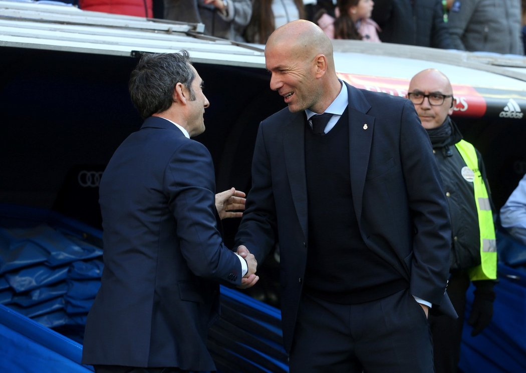 Trenéři hvězdných celků před El Clásicem – Ernesto Valverde (vlevo) a Zinédine Zidane