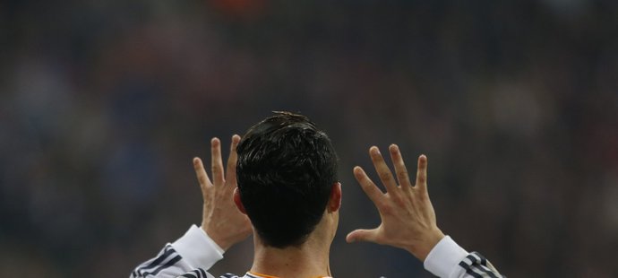 Cristiano Ronaldo slaví třetí branku Realu
