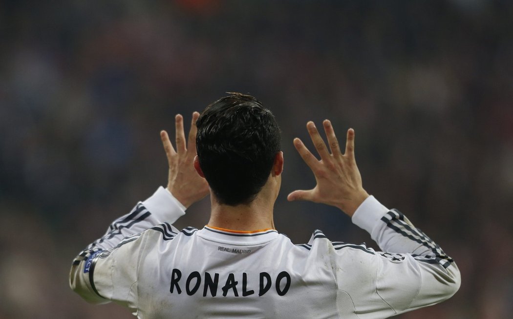 Cristiano Ronaldo slaví třetí branku Realu