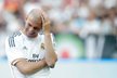 Zinedine Zidane se směje v exhibičním zápase hvězd Realu Madrid a Juventusu Turín