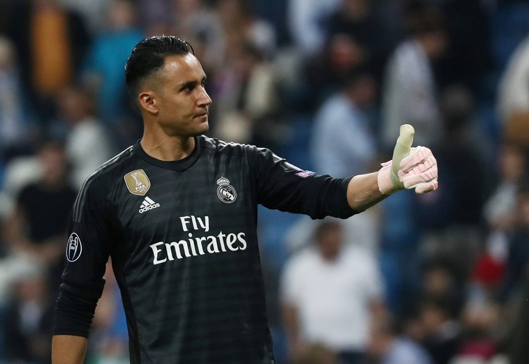 Keylor Navas byl v Lize mistrů pod Julenem Lopeteguim jedničkou. Santiago Solaria ho ale posadil mezi náhradníky a duel v Plzni chytal Thibaut Courtois