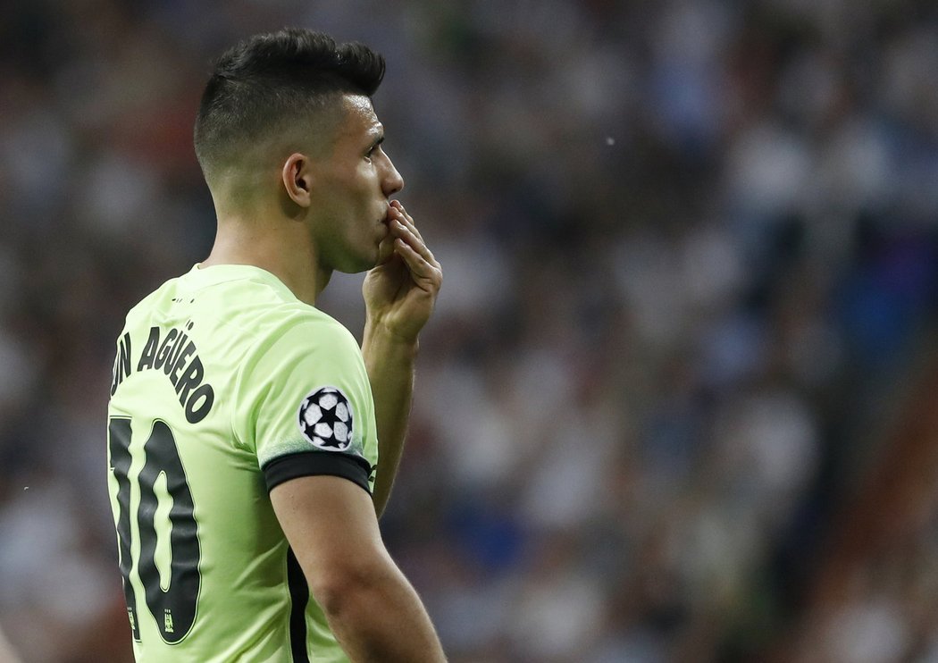 Sergio Agüero těžko hledal cestu k brance Realu